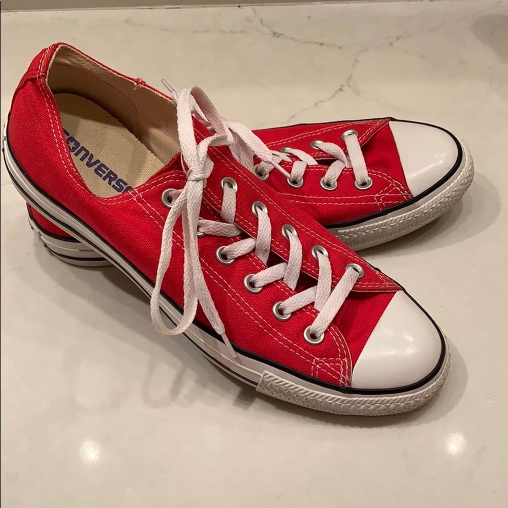 Unisex Converse All Star Chucks Red size 8/10